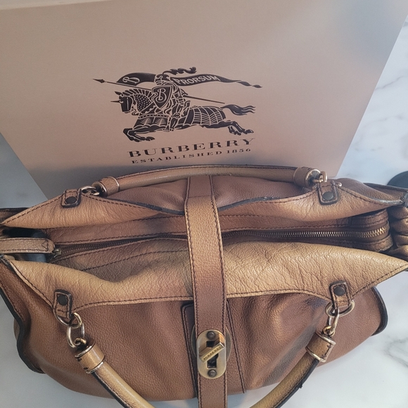 Burberry Vintage Handbag - Picture 3 of 16